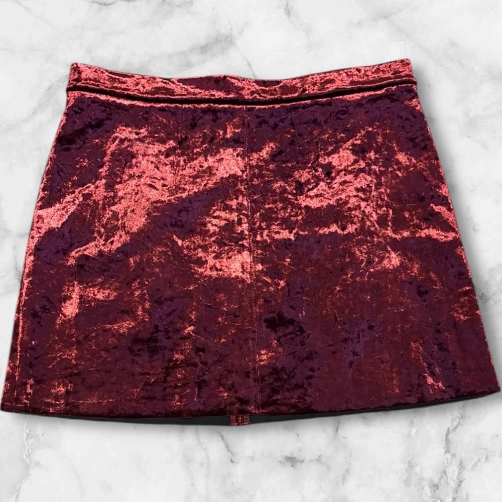 Blank NYC Red velvet mini skirt sz 30